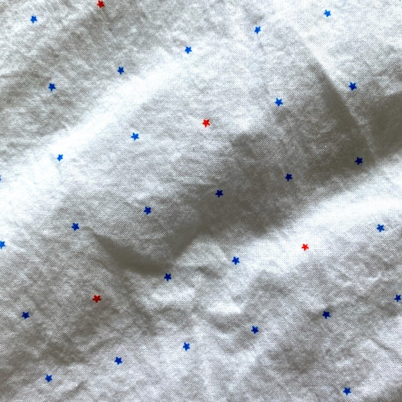 Button down with little blue and red stars! - Picture 2 of 3